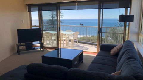 Sea Eagles Unit 9 - Foster Accommodation 1