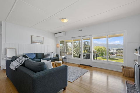 Sea Forever - Foster Accommodation 2
