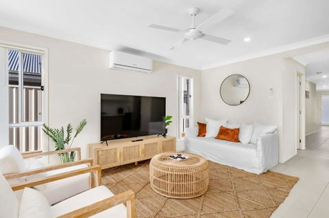 Sea La Vie Two 400m To Waters Edge - Foster Accommodation 0