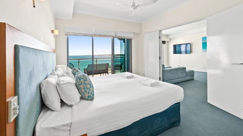Sea Side 508 - Foster Accommodation 2