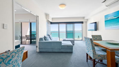 Sea Side 508 - Foster Accommodation 1