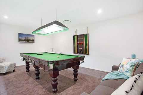 Seaclusion Broadbeach - Foster Accommodation 3