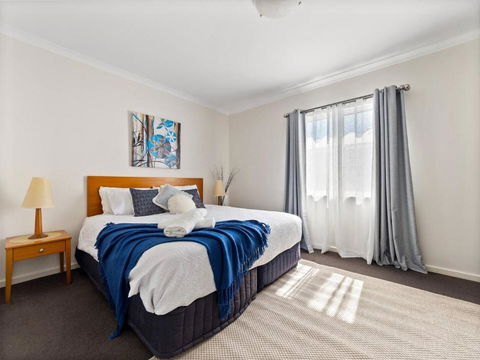 Self Contained Resort Apartment 2pax - Foster Accommodation 1