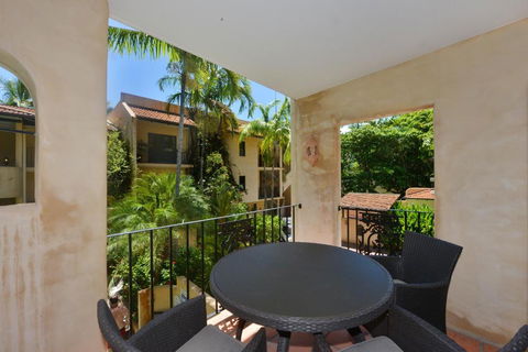Seascape Apartments At Villa San Michele - Foster Accommodation 3