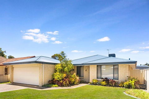 Seashells Bayside Retreat - Foster Accommodation 0