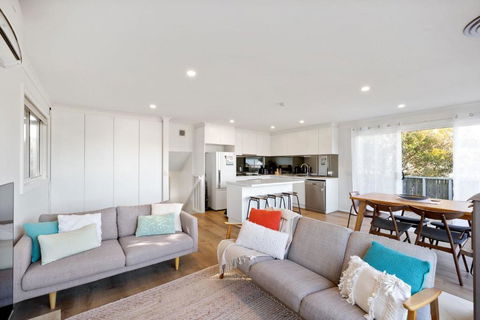 Seaspray Getaway - Foster Accommodation 2