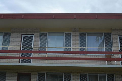 Seaspray No 5 - Bring Your Own Linen. - Foster Accommodation 1