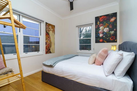 Serene 3BR Haven In Ainslie - Ideal Getaway - Foster Accommodation 3