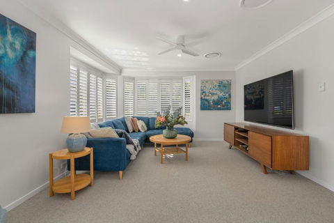 Serene Pet Friendly With Swimming Pool - Foster Accommodation 1