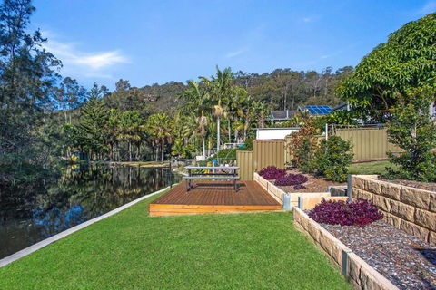Serenity At Umina Beach Renovated Coastal Retreat - Foster Accommodation 0