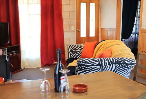 Severn River Cottages - Foster Accommodation 3