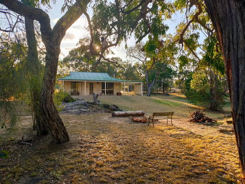 Severn River Cottages - Foster Accommodation 0