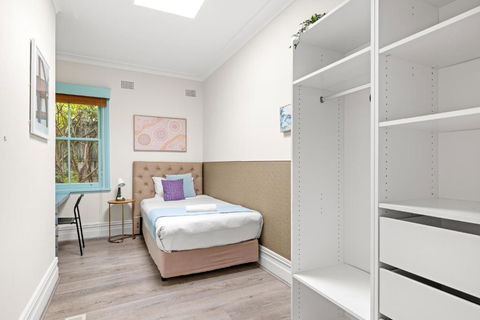 Single Room In Lindfield - Well-Situated Place - Shared Bathroom - Foster Accommodation 0