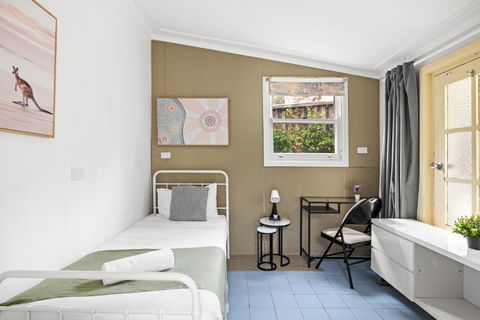 Single Room In Lindfield - Well-Situated Place - Shared Bathroom - Foster Accommodation 2