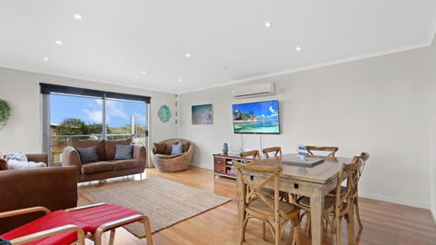 Shore Thing - Foster Accommodation 2