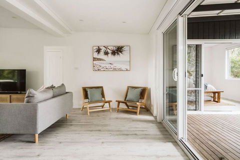 Shoreline - Foster Accommodation 3