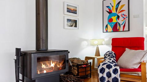 Silvermere Cottage - Foster Accommodation 1