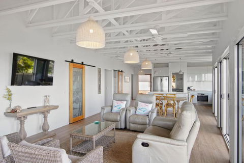 Slipaway 1770 - Foster Accommodation 1