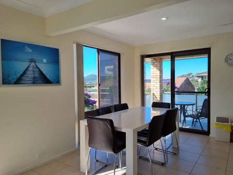 Sunbakers - Foster Accommodation 2