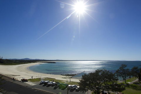 Beachpoint, Unit 402, 28 North Street - Foster Accommodation 1