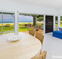 Beachside Bungalow 4 - 4/139 Avoca Drive Avoca Beach - Foster Accommodation