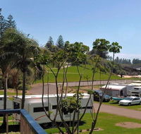 Beachside Getaway - 150m to beach - Foster Accommodation