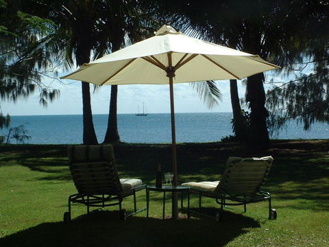 Beachside Holiday Units - Foster Accommodation 0