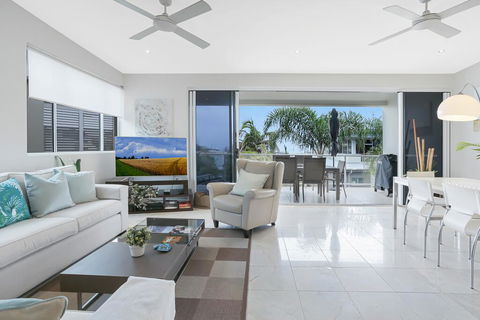 Beachside Vibes, Sunshine Beach - Foster Accommodation 1