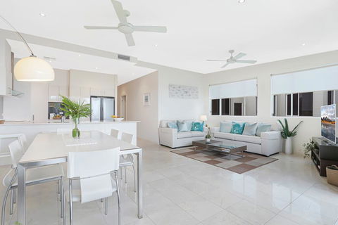 Beachside Vibes, Sunshine Beach - Foster Accommodation 3