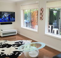 Beachside Villa Ettalong Beach - Foster Accommodation