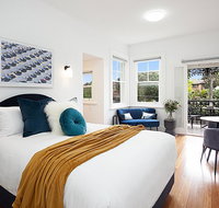 Beautiful Studio in Heritage Building with Balcony - Foster Accommodation