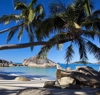 Bedarra Beach House - Foster Accommodation