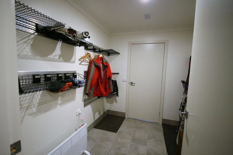 Bedrock - 11 Twynam Street, Jindabyne - Foster Accommodation 1
