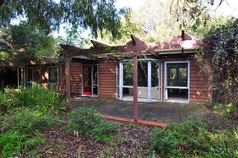 BEECHWOOD - SURF SIDE - Foster Accommodation 0