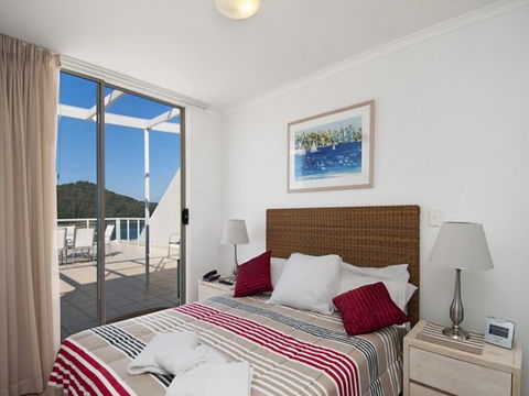 Bella Mare - 2 Bedroom Ocean View Terrace Apt - Foster Accommodation 2
