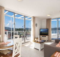 Bella Mare - 2 Bedroom Ocean View Terrace Apt - Foster Accommodation