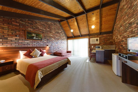Belvoir Village Motel & Apartments Wodonga - Foster Accommodation 1
