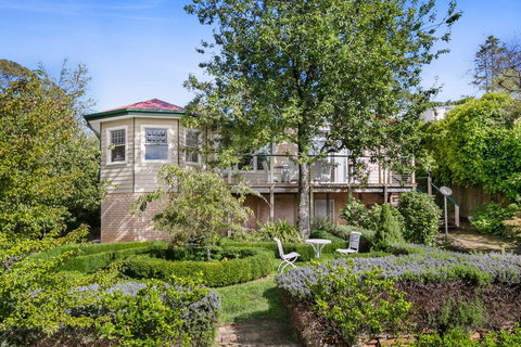 Berdea - Foster Accommodation 0