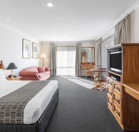 Best Western Ambassador Motor Inn  Apartments - Foster Accommodation