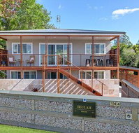 Beulah House Luxurious Accommodation - Foster Accommodation