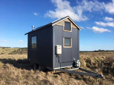Big Tiny Altitude Tiny House Experience - Foster Accommodation 2