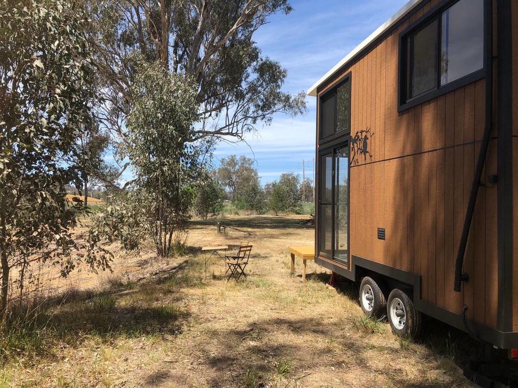 Glenellen NSW Foster Accommodation