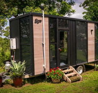 Big Tiny Paz Seven Hills Tiny House Tallarook - Foster Accommodation
