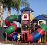 BIG4 Albury Tourist Park - Foster Accommodation