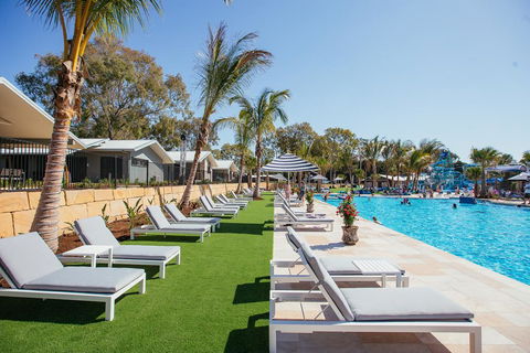 BIG4 Sandstone Point Holiday Resort - Foster Accommodation 0