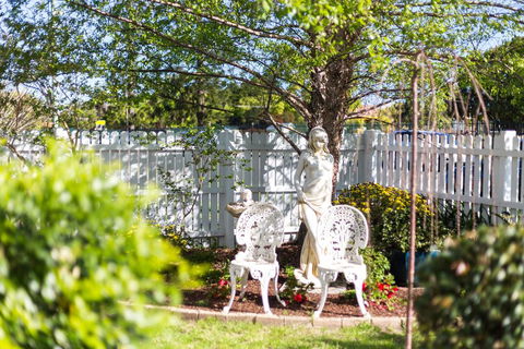 BIRCHES B&B - Foster Accommodation 2