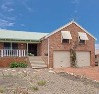 Birubi Beach House' 14 Campbell Avenue - fantastic house and close to the surf beach - Foster Accommodation