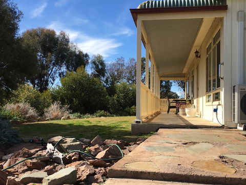 Black Jack Get-A-Way Magpies Nest - Foster Accommodation 1
