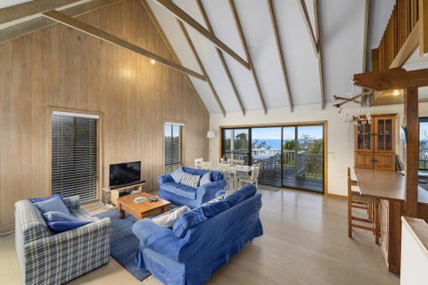 Blue Oar Beach House - Foster Accommodation 2