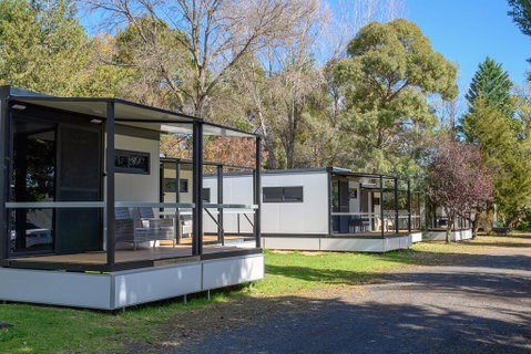 Blue Sapphire Village - Foster Accommodation 1